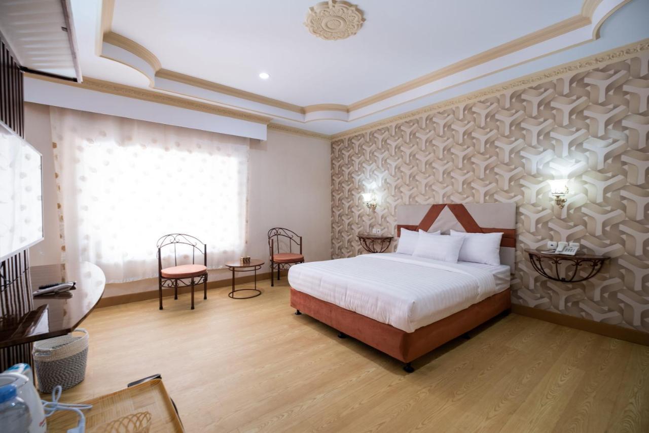 Sartini Inn Jogja Yogyakarta Exterior foto