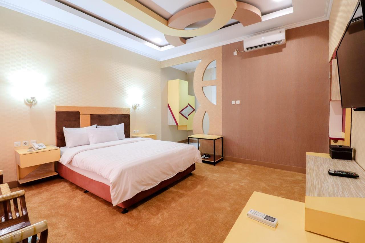 Sartini Inn Jogja Yogyakarta Exterior foto