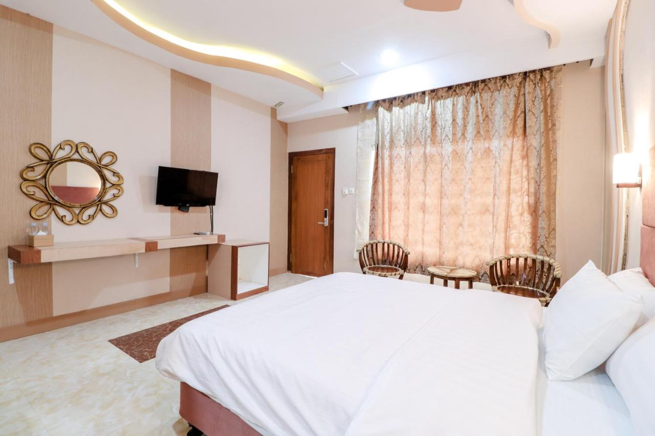 Sartini Inn Jogja Yogyakarta Exterior foto