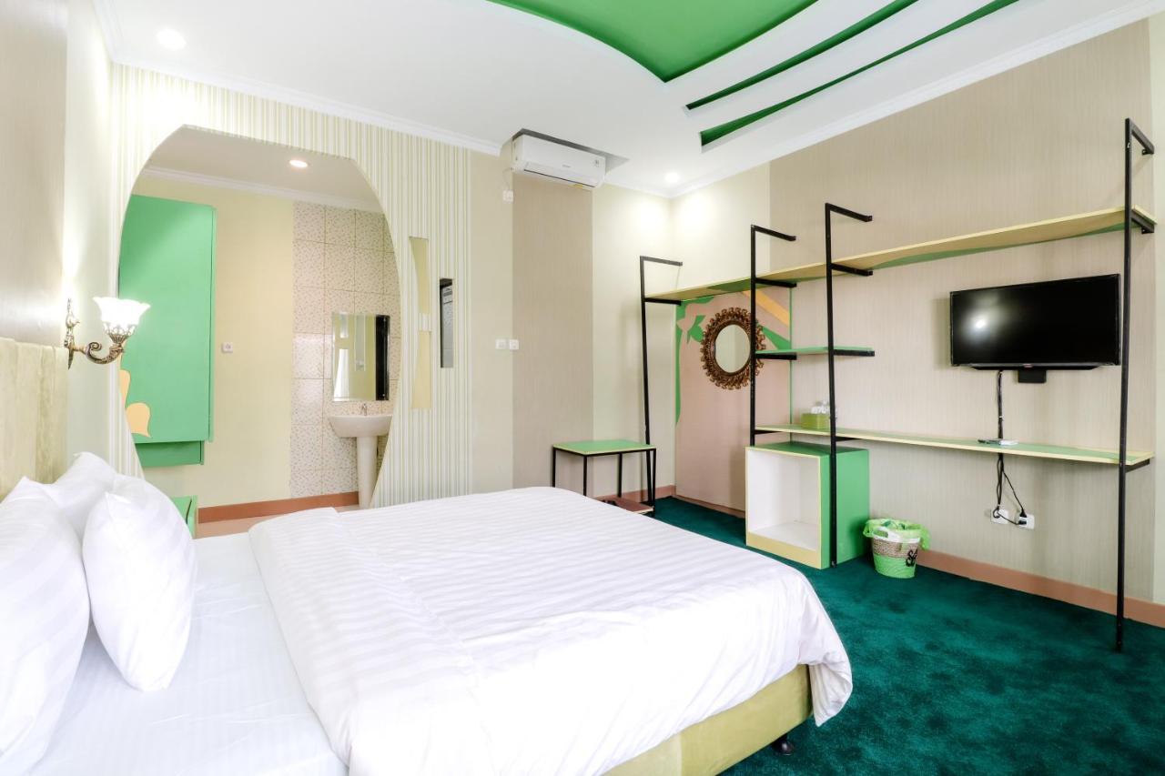 Sartini Inn Jogja Yogyakarta Exterior foto