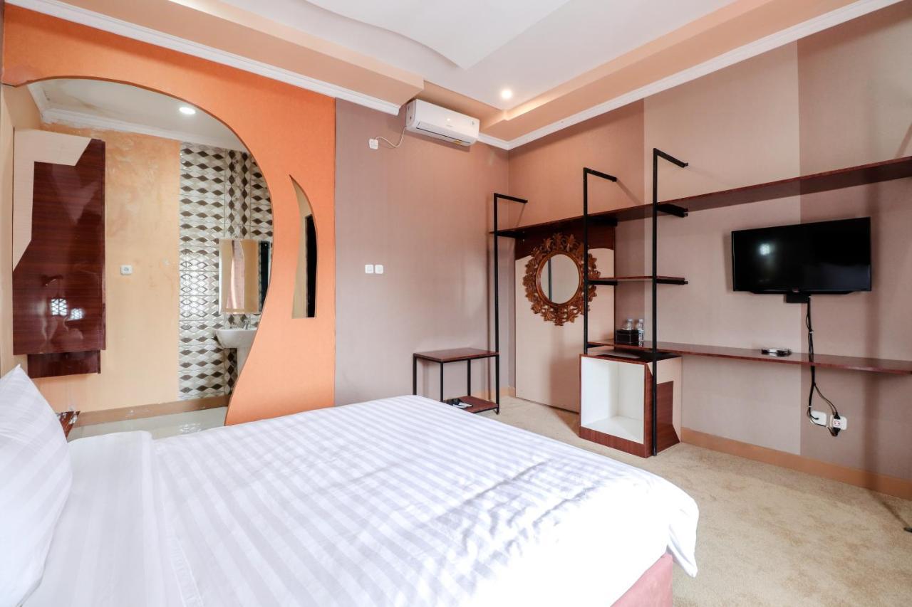 Sartini Inn Jogja Yogyakarta Exterior foto