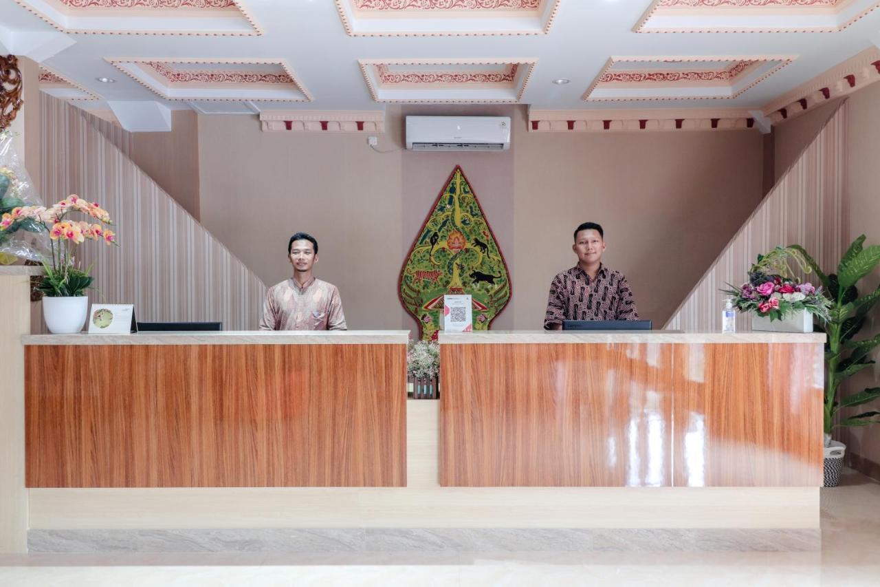 Sartini Inn Jogja Yogyakarta Exterior foto