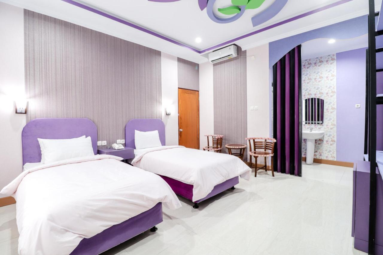 Sartini Inn Jogja Yogyakarta Exterior foto